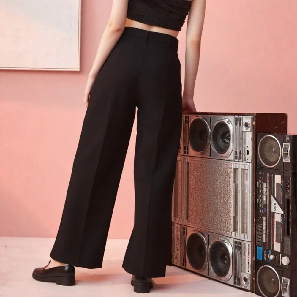 Wilfred Pleated Trousers — Tailored Poise in Deep Charcoal (Size 6) - Picture 3 of 13